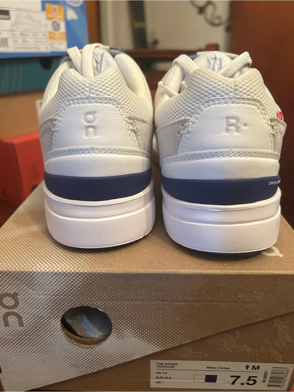 Men’s On Cloud The Roger Clubhouse Sneakers in White/Indigo
